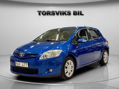 Begagnad Toyota Auris Plus 132 HK (97 kW) 2010 Blåmet Halvkombi