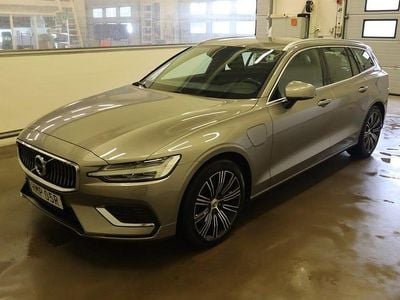 Pebble grey metallic Begagnad 2021 Volvo V60 Inscription Kombi | 279 000 kr (Marknadspris)