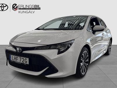 Begagnad Toyota Corolla Hybrid Active 124 HK (91 kW) 2020 Vit Halvkombi