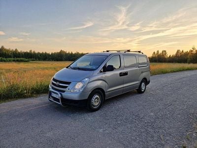 Hyundai H-1