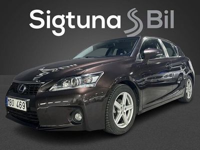 begagnad Lexus CT200h 1.8 CVT / EURO 5 / B-KAMERA / NAVI / KAMPANJ