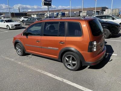 VW Touran Cross
