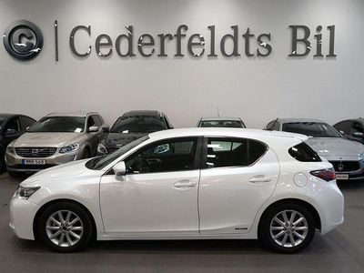 Lexus CT200h