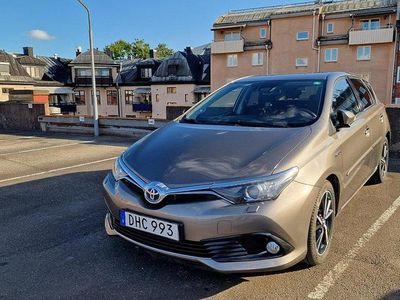 Toyota Auris Hybrid
