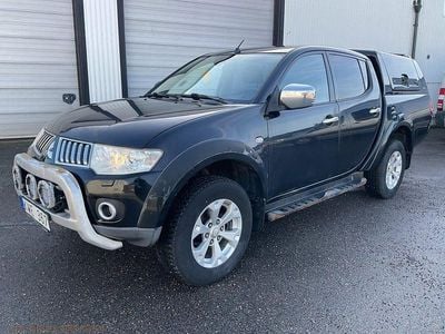Begagnad Mitsubishi L200 178 HK (130 kW) 2010 Svart Pickup
