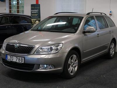 Ljusbrun Begagnad 2011 Skoda Octavia Elegance Kombi | 79 900 kr (Marknadspris)