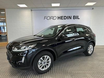 Svart Begagnad 2023 Ford Kuga Titanium SUV | 271 576 kr (Marknadspris)