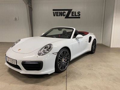 Vit Begagnad 2018 Porsche 911 Turbo Cabriolet Chrono Cab | 1 659 000 kr