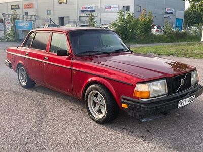 begagnad Volvo 244 Turbo 2.1 155hk Riktig Turbo Renov obj Nybes