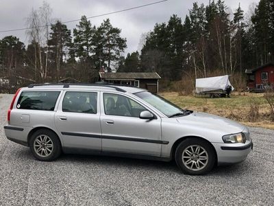 begagnad Volvo V70 2.4 Euro 4