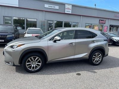 Lexus NX300h