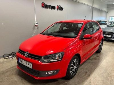 Röd Begagnad 2011 VW Polo Halvkombi | 59 999 kr (Marknadspris)
