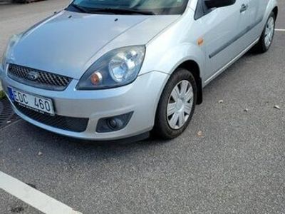 begagnad Ford Fiesta 5-dörrar 1.3 Euro 4