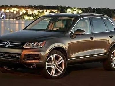 Begagnad 2011 VW Touareg SUV | 99 999 kr