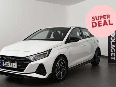 Vit Begagnad 2024 Hyundai i20 Sport Halvkombi | 239 500 kr (Marknadspris)