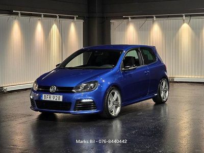 Begagnad VW Golf VI R 271 HK (199 kW) 2010 Blå Halvkombi