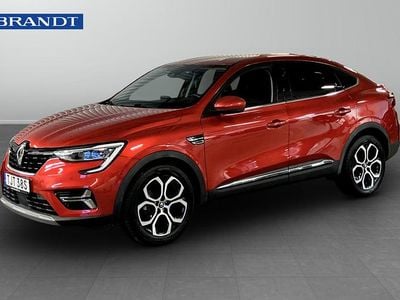 Röd Begagnad 2022 Renault Arkana Intens SUV | 239 900 kr (Marknadspris)