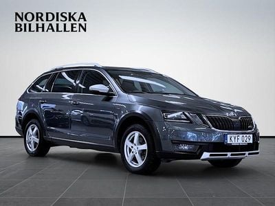 Begagnad Skoda Octavia Scout 150 HK (110 kW) 2017 Grå Kombi