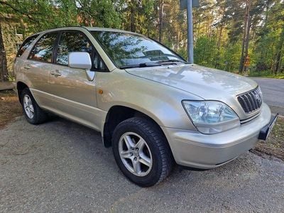 Begagnad 2002 Lexus RX300 SUV | 32 000 kr