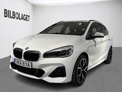 Vit Begagnad 2020 BMW 225 Active Tourer Minibuss | 229 900 kr