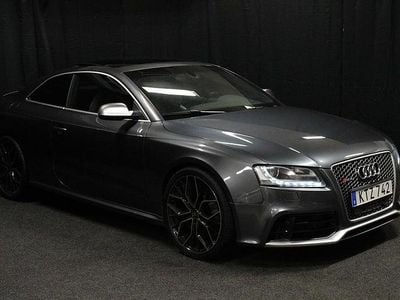 Begagnad Audi RS5 Premium 475 HK (349 kW) 2011 Grå Sportkupé