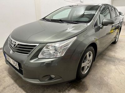 begagnad Toyota Avensis Kombi 2.0 152hk Automat/Drag/Nybes