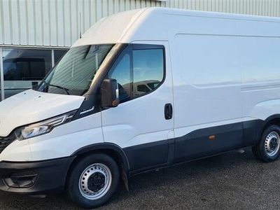 begagnad Iveco Daily 35-140 Van 2.3 JTD Hi-Matic, 136hk 12M3 L2H2