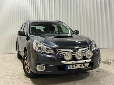 begagnad Subaru Outback 2.0 4WD/Dragkrok/Backkamera/Kamkedja