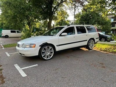 Begagnad 2004 Volvo V70 Kombi | 25 500 kr (Dyr)