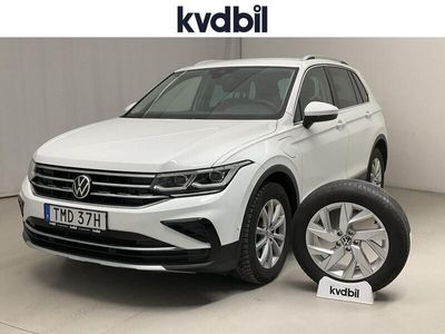 begagnad VW Tiguan eHybrid 245hk B-kam Drag Sensorer Moms