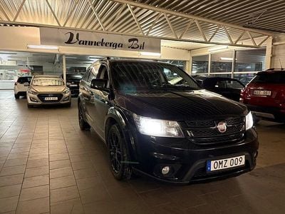 Svart Begagnad 2015 Fiat Freemont Sport SUV | 99 900 kr (Lite dyr)