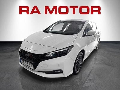 Vit Begagnad 2022 Nissan Leaf 360º Halvkombi | 178 800 kr (Marknadspris)