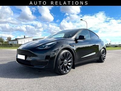 Begagnad Tesla Model Y Performance 393 kW (535 HK) 2022 Svart solid SUV