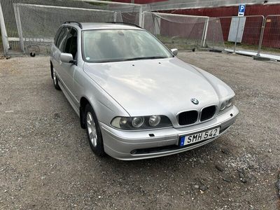 BMW 525