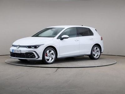 Vit (pure white (solid)) Begagnad 2020 VW Golf VIII GTE Halvkombi | 299 000 kr (Lite dyr)