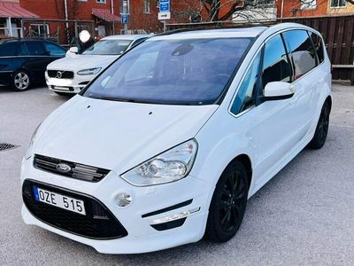 begagnad Ford S-MAX Titanium￼2.0 TDCi Powershift Euro 5