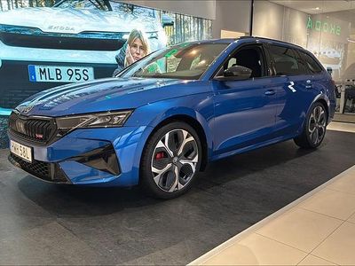 Blå Ny 2025 Skoda Octavia RS Kombi | 459 900 kr