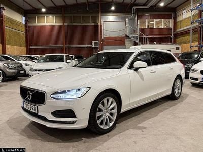 Vit Begagnad 2017 Volvo V90 Momentum Kombi | 189 900 kr (Marknadspris)