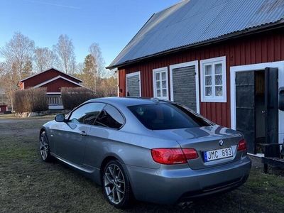 begagnad BMW 330 d xDrive Coupé Comfort, M Sport Euro 5