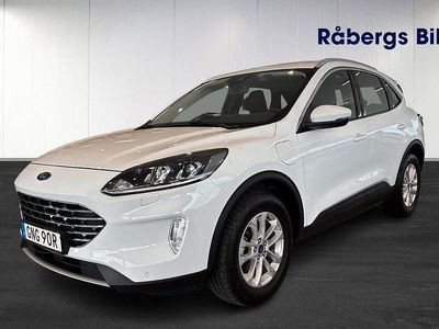 Vit (frozen white) Begagnad 2022 Ford Kuga Titanium SUV | 269 800 kr (Lite dyr)