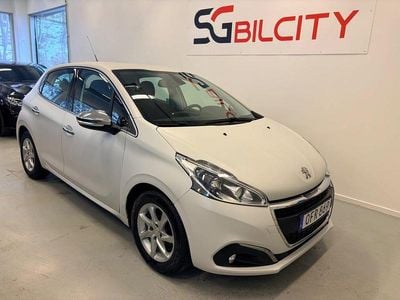 Begagnad Peugeot 208 82 HK (60 kW) 2016 Vit Halvkombi