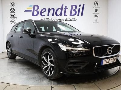 Svart Begagnad 2020 Volvo V60 Momentum Kombi | 299 500 kr (Bra pris)