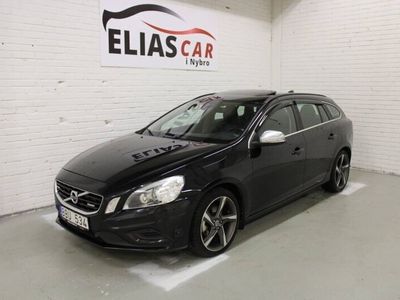 begagnad Volvo V60 T4F Powershift Momentum,R-Design 180hk/Drag/Takluc