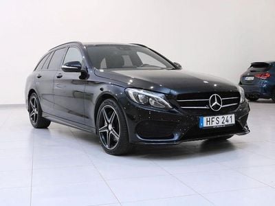 Svart Begagnad 2015 Mercedes C400 AMG line Kombi | 219 900 kr