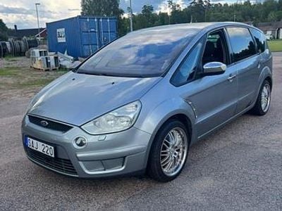 Begagnad Ford S-MAX S 220 HK (161 kW) 2007 Minibuss