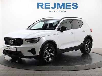 Vit Begagnad 2024 Volvo XC40 Plus SUV | 369 500 kr (Marknadspris)