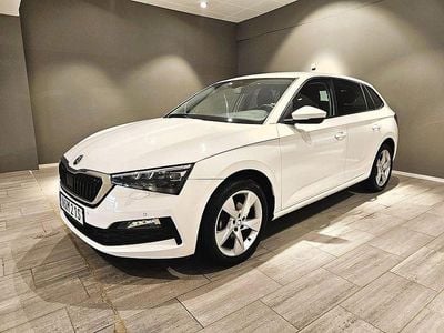 Begagnad Skoda Scala 112 HK (82 kW) 2021 Vit Halvkombi