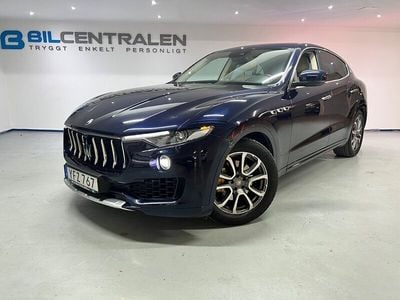 Begagnad Maserati Levante 360 HK (264 kW) 2016 Blå SUV
