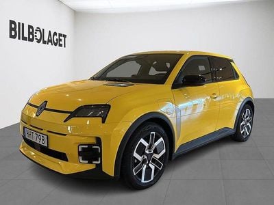 Begagnad Renault R5 Techno 11 kW (15 HK) 2025 Gul Halvkombi