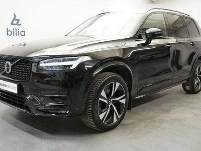 Svart Begagnad 2022 Volvo XC90 Plus SUV | 659 900 kr (Marknadspris)